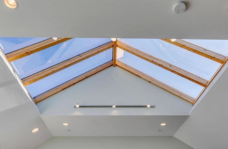 Vancouver House for rent - 1 Bedroom — photo 10