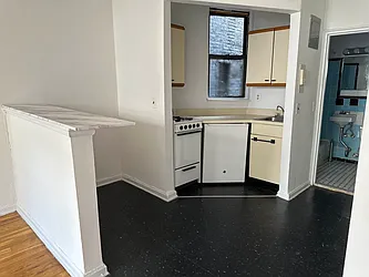 Rented by Eric Goodman Realty Corp
