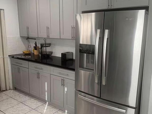 4th image of 4303 NW 13th Ave
