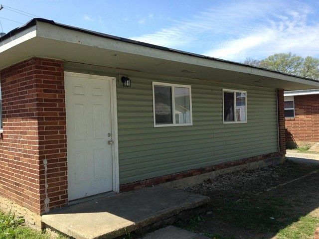 1st image of 1910 Walker Ave