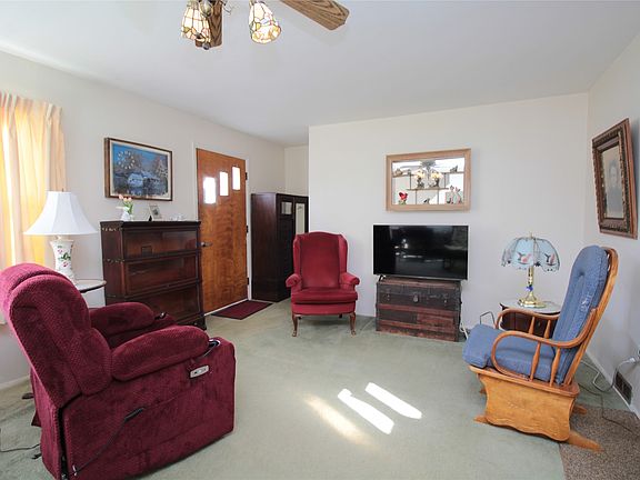 2nd image of 229 Duell Rd