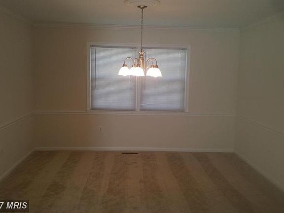 4th image of 405 E Tantallon Dr