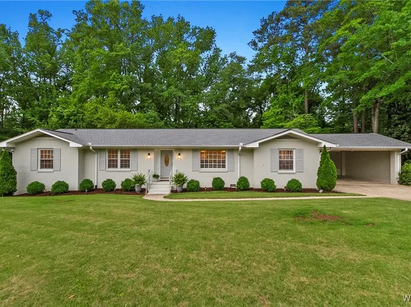 3604 Blackberry Ln, Northport, AL 35473