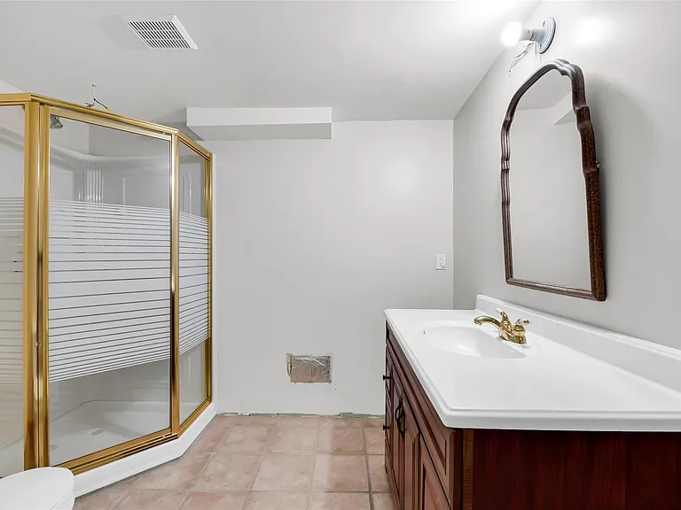 107 Millstone Dr — Photo 35