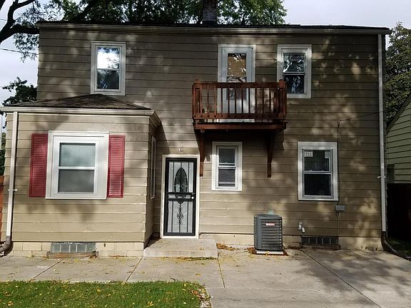 3rd image of 4735 W Fond Du Lac Ave