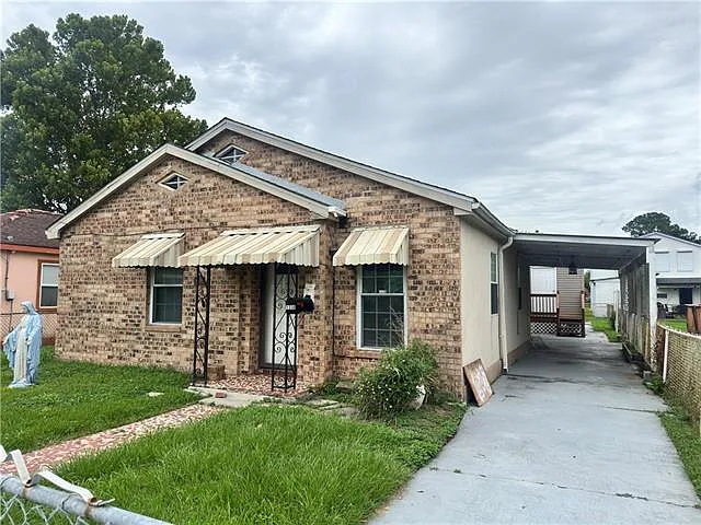 3 bed, 2.0 bath, 1500 sqft, $1,800 — Photo 2