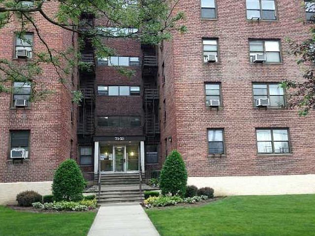 2nd image of 7350 Bell Blvd APT 6A