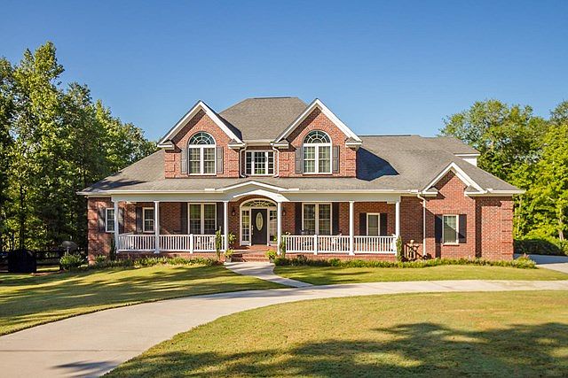 1st image of 631 Bent Creek Dr