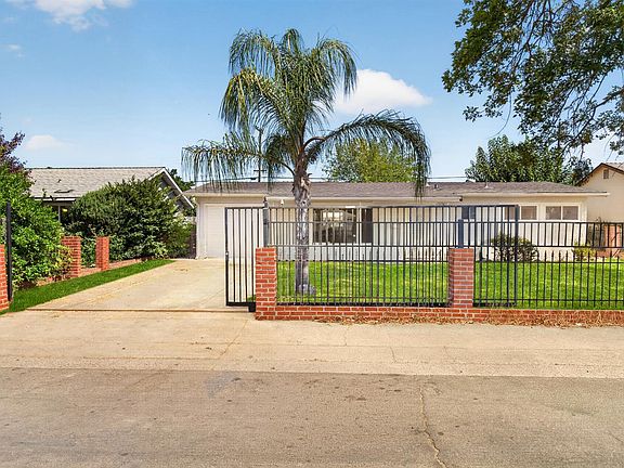 2nd image of 631 Las Palmas Ave