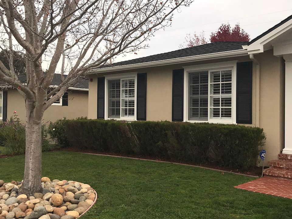 1st image of 109 Louise Ln