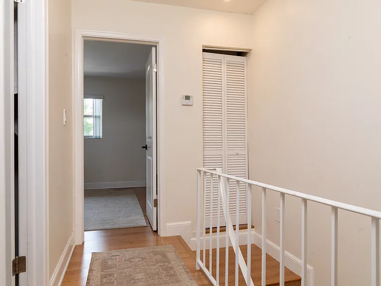 450 SE 7th St #232 — Photo 15