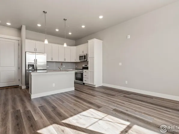 6842 Stonebrook Dr, Timnath, CO 80547