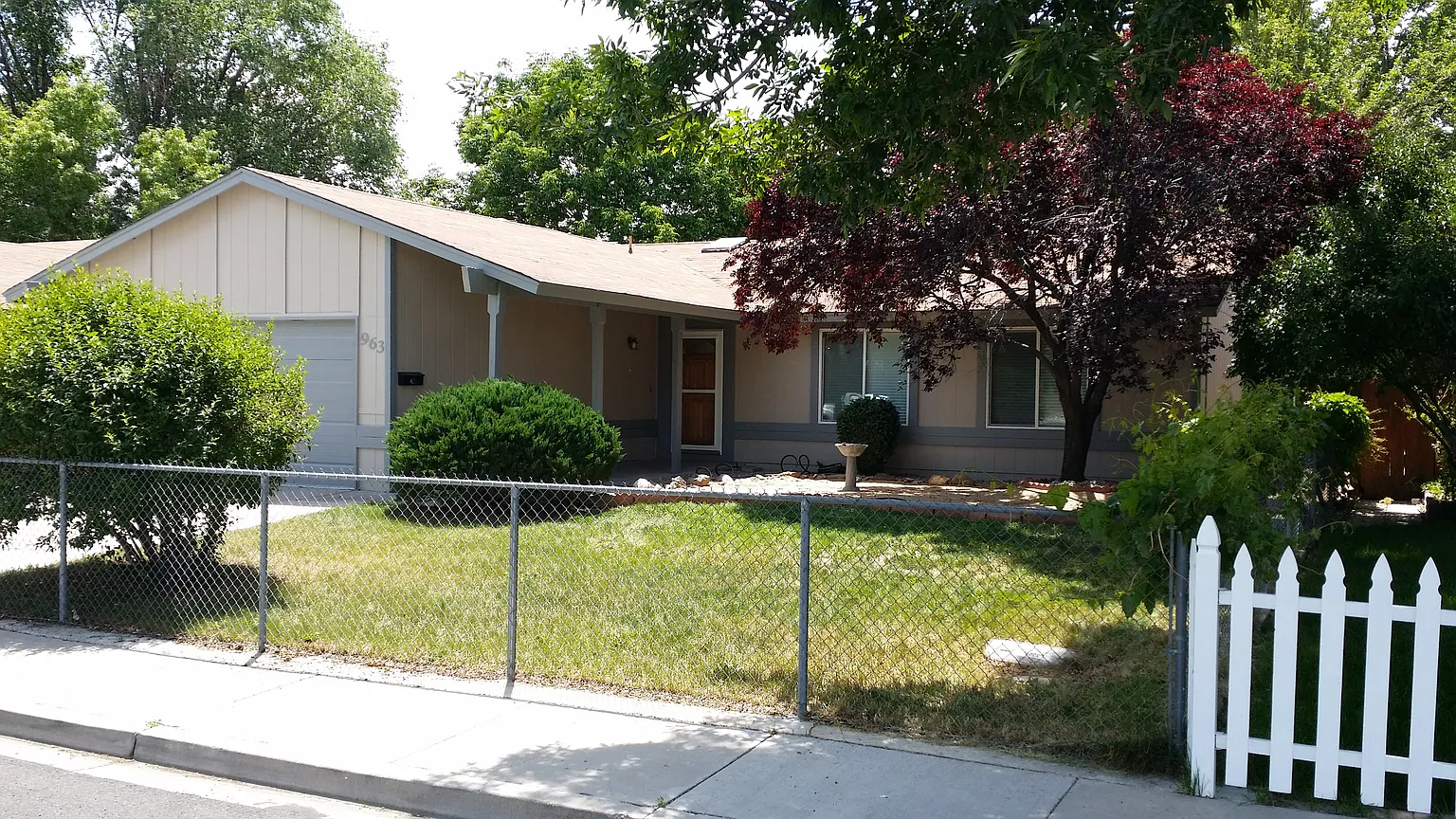 963 Glen Meadow Dr photo 1