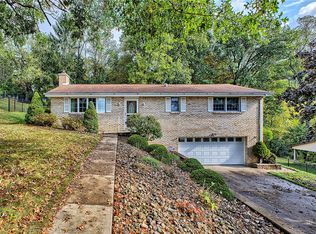 207 Limberline Dr, Greensburg, PA