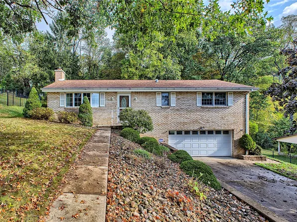 207 Limberline Dr, Greensburg, PA 15601