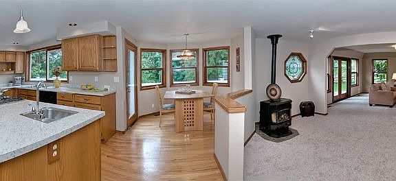 Kitchen/Family Room