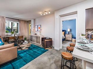 7288 Edinger Ave, Huntington Beach, CA 92647