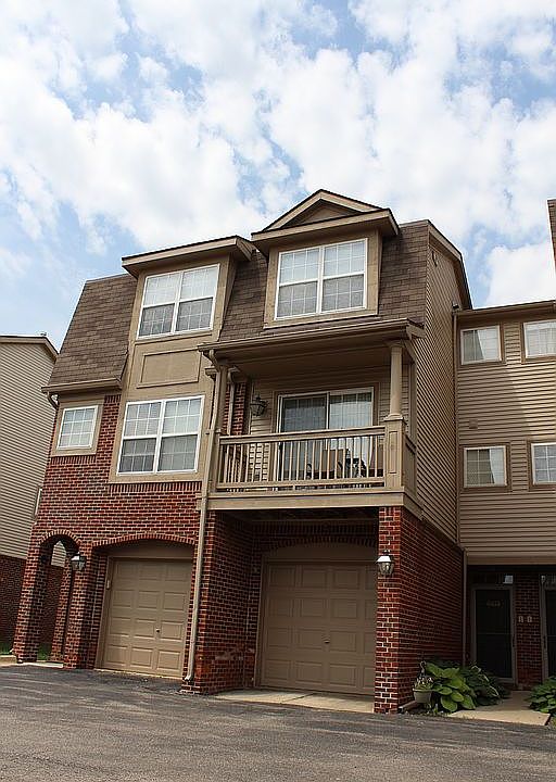 1st image of 2715 Barclay Way