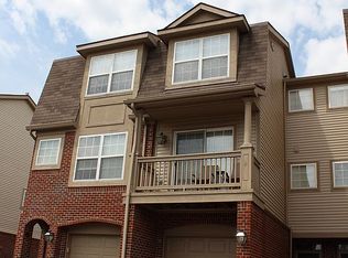 2715 Barclay Way, Ann Arbor, MI 48105