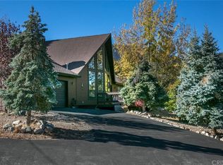 2037 Woodland Dr, Pine Mountain Club, CA 93222