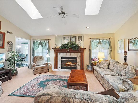 4th image of 4027 S Crysler Ave APT 6