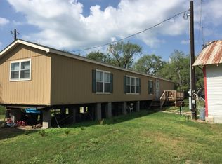 27152 State Highway 97 W, Fowlerton, TX 78021