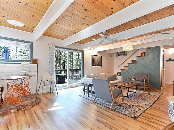 2nd image of 2816 Pine Knoll Dr