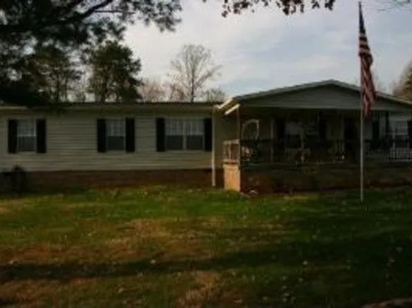 910 Apache Ln, Strawberry Plains, TN 37871