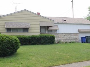 940 Hodges Dr, Columbus, OH
