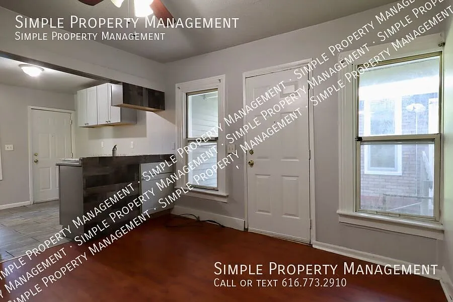 Nice 1 Bed 1 Bath on the NW Side — Photo 3