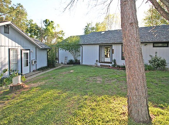 2nd image of 19500 Ponderosa Dr