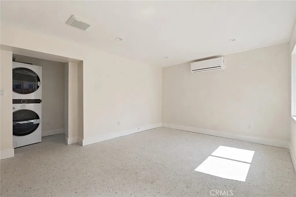 1 bed, 800 sqft, $2,495 — Photo 2