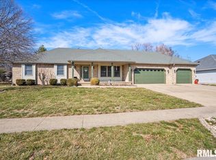 2809 Hastings Rd, Chatham, IL 62629