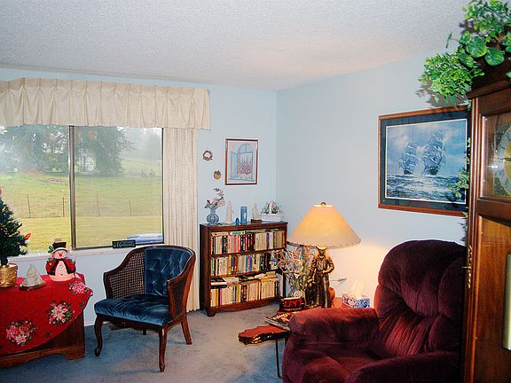 Formal living room