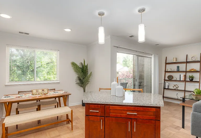 Columbia Choice Apartments — Photo 45
