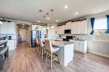 1390 Rios Bend Dr — Photo 4