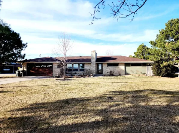 508 Madden Rd, Hastings, NE 68901