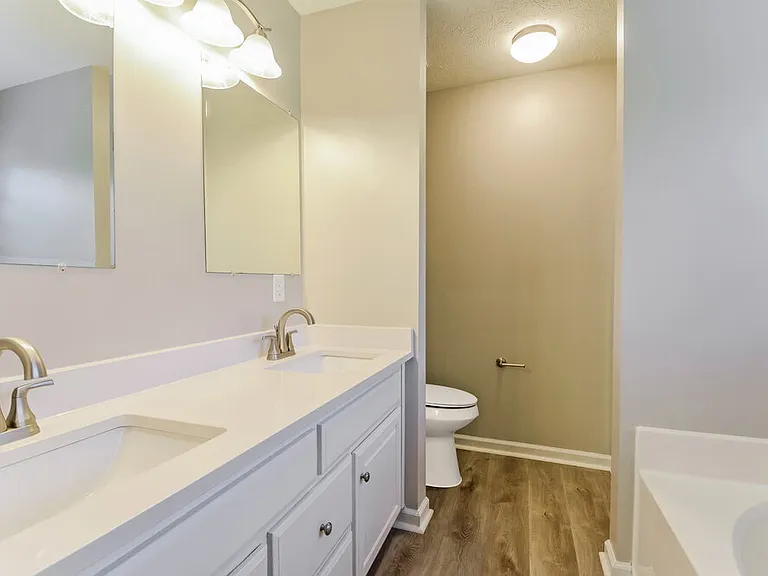 7660 S Swift Rd — Photo 10