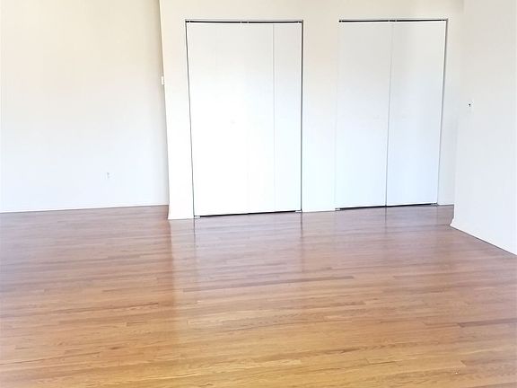 LIVING ROOM REVERSE VIEW