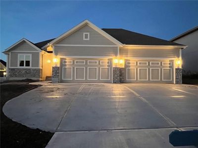 21928 W 100th Ter, Lenexa, KS, 66062