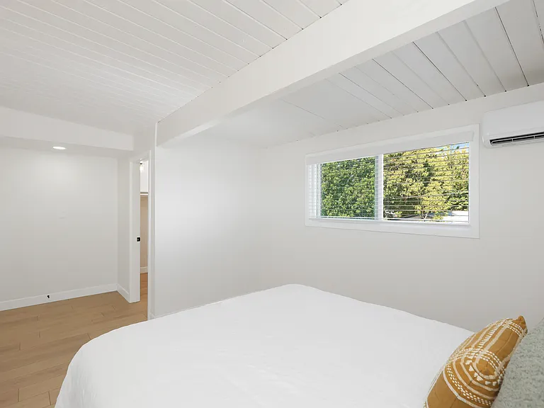 13502 Jackson St — Photo 14