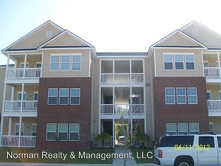 1st image of 400 Telfair Dr APT 104