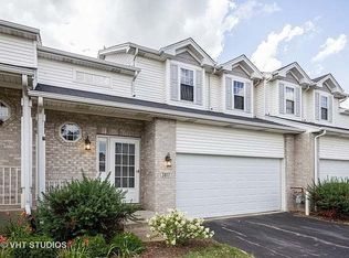 3817 Pathfinder Ct, Joliet, IL 60435