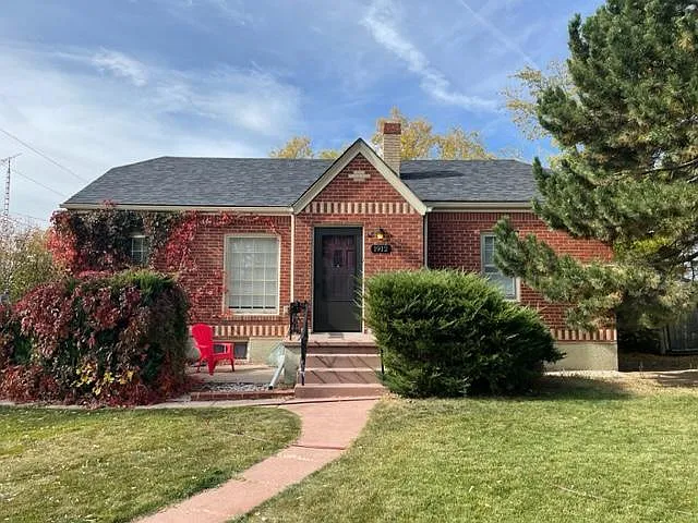 2 bed, 1200 sqft, $1,650 — Photo 1