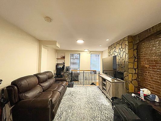 2nd image of 248 W 20th St APT B2