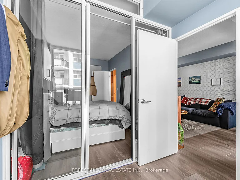 70 Alexander St #804 — Photo 20