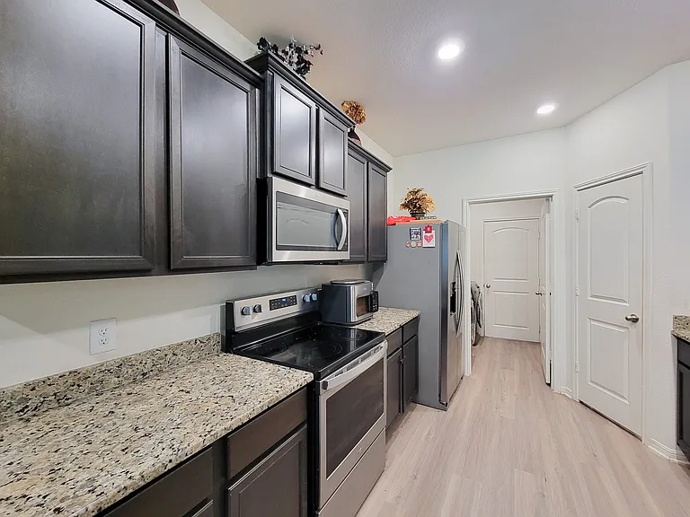 10793 Castle Rock Dr — Photo 11