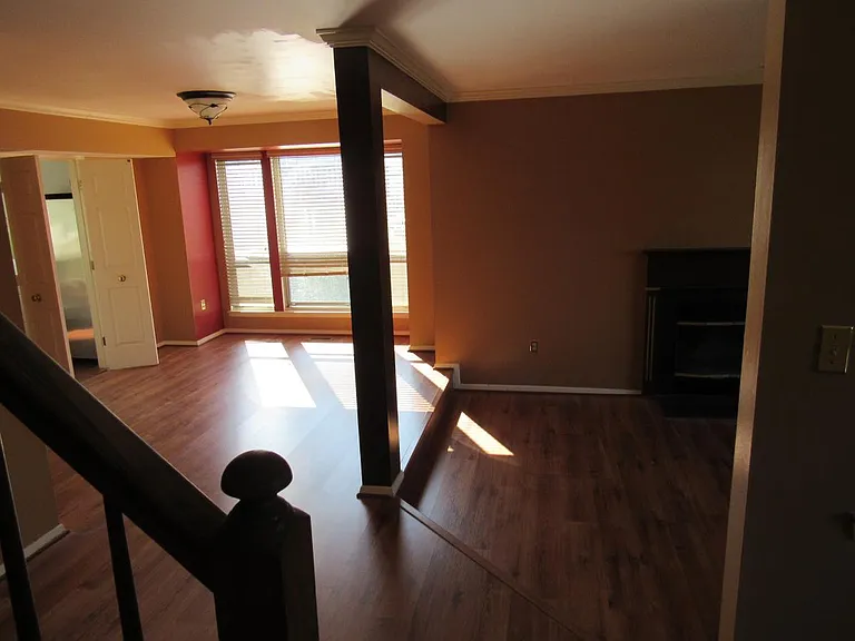 7734 Chatfield Ln — Photo 22