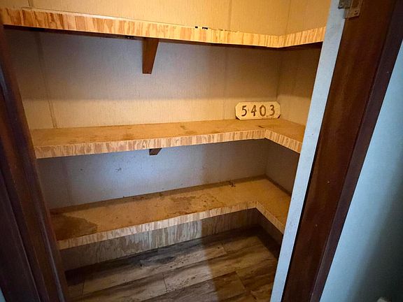 4th image of 5403 Wire Rd