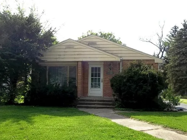 1309 14th Ave, Sterling, IL 61081